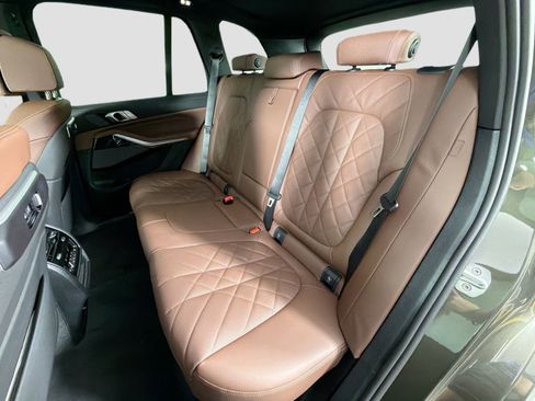 New 2026 BMW X5 xDrive40i w/ M Sport Package image 25