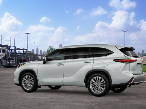 New 2026 Toyota Highlander Platinum AWD/4WD image 7