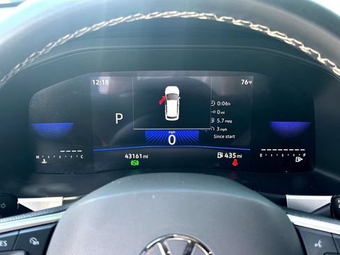 Certified 2023 Volkswagen Atlas Cross Sport SE FWD image 14