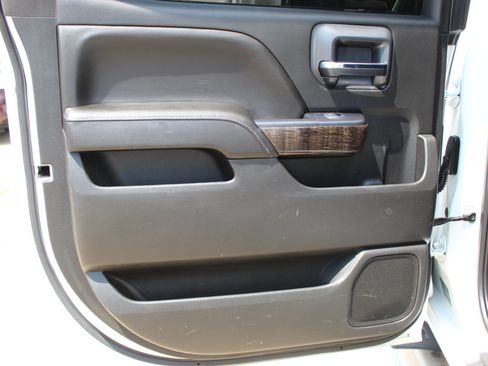 Used 2015 GMC Sierra 3500 Denali image 15