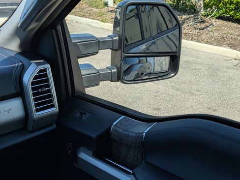 Used 2017 Ford F250 Lariat w/ Lariat Ultimate Package image 20