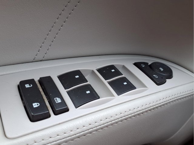 Used 2009 Buick Lucerne CX FWD image 15