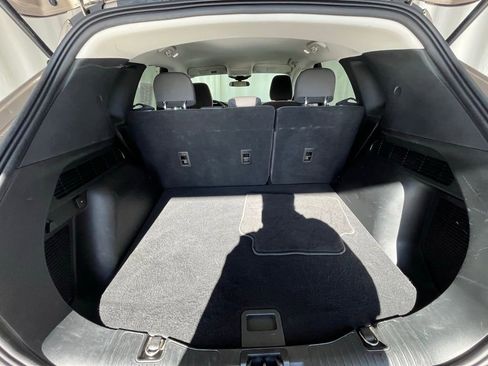 Used 2021 Ford Escape SE image 27