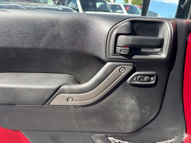 Used 2012 Jeep Wrangler Unlimited Sport AWD/4WD image 19