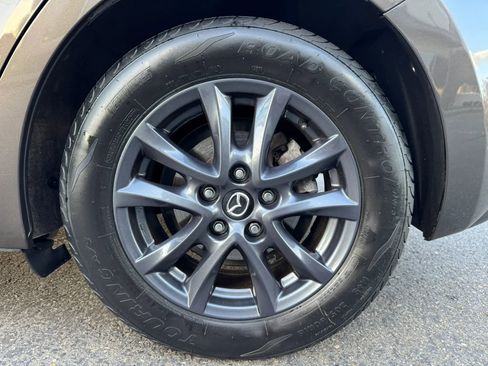 Used 2016 MAZDA MAZDA3 i Grand Touring FWD image 18