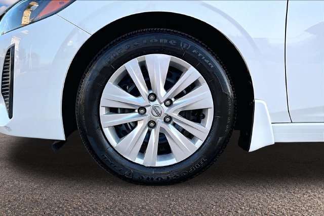 Used 2025 Nissan Sentra S FWD image 30