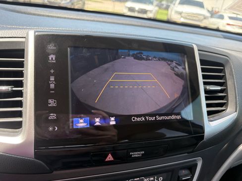 Certified 2018 Honda Pilot EX-L image 17