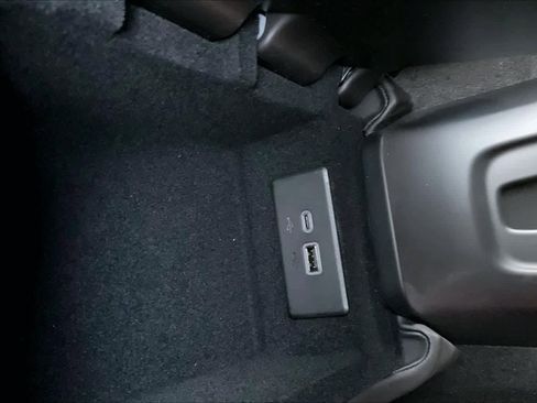 Used 2025 Chevrolet Corvette Z06 image 30