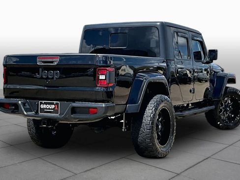 Used 2022 Jeep Gladiator Sport AWD/4WD image 12