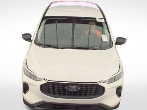 Used 2024 Ford Escape Active AWD/4WD image 8