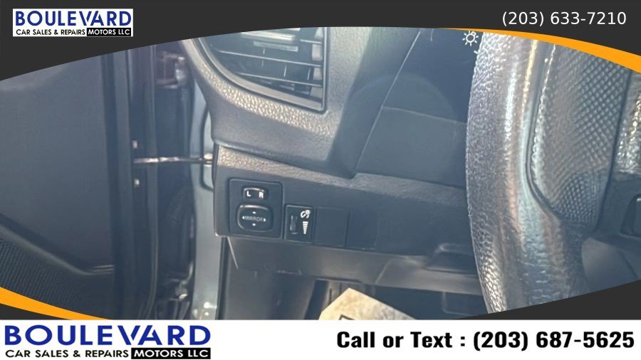Used 2016 Toyota Corolla L FWD image 20