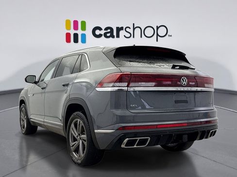 Used 2024 Volkswagen Atlas Cross Sport SEL R-Line image 3