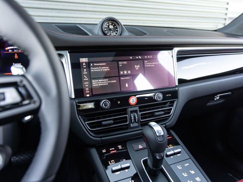 New 2025 Porsche Macan Turbo image 16