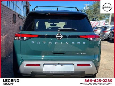 Certified 2022 Nissan Pathfinder SL image 5
