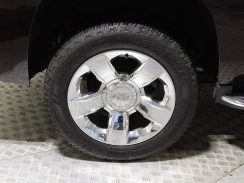 Used 2020 Chevrolet Tahoe Premier AWD/4WD image 36