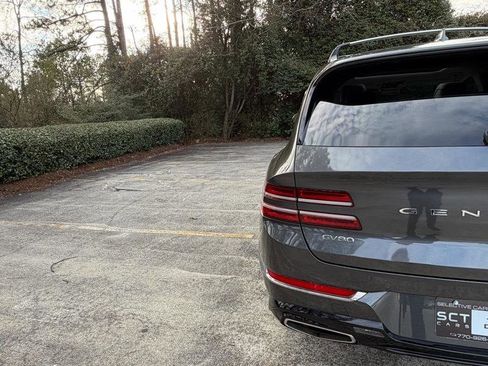 Used 2022 Genesis GV80 2.5T w/ Prestige Package 04 image 8