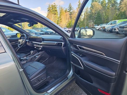 New 2025 Kia Telluride SX Prestige X-Pro image 32