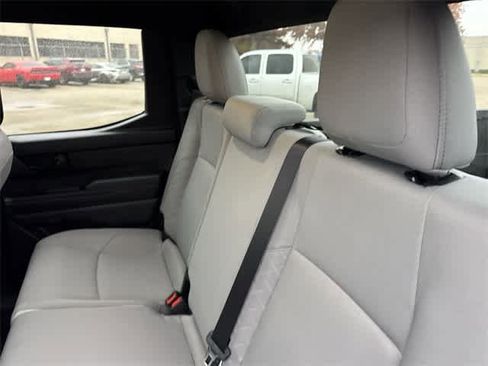 Certified 2025 Toyota Tacoma SR5 image 17