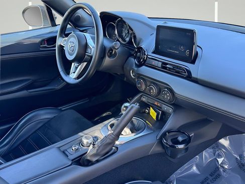 Used 2020 MAZDA MX-5 Miata RF Club w/ Brembo/BBS Recaro Package image 8