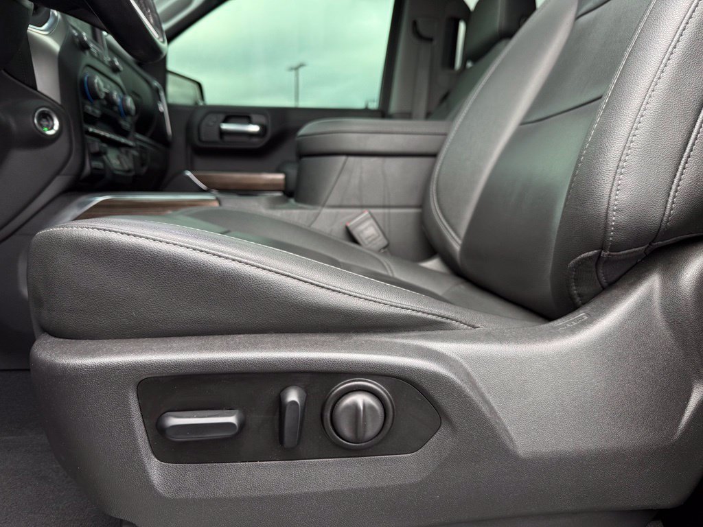 Used 2021 Chevrolet Silverado 1500 LT Trail Boss AWD/4WD image 10