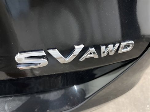 Used 2016 Nissan Rogue SV image 9