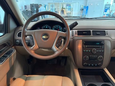 Used 2013 Chevrolet Avalanche LT w/ Suspension Package, Off-Road image 24