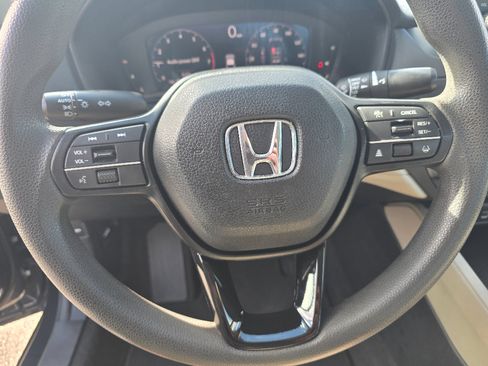 Used 2023 Honda Accord EX image 16