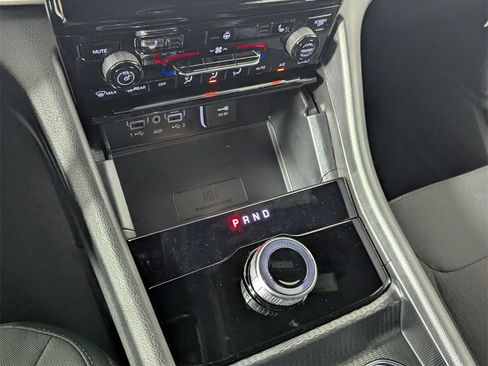 New 2025 Jeep Grand Cherokee Laredo X w/ Luxury Tech Group I image 26