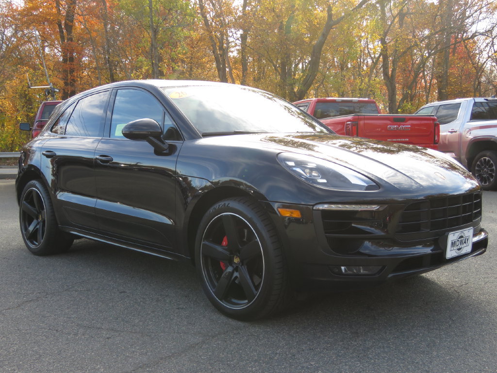 Used 2017 Porsche Macan GTS AWD/4WD image 3
