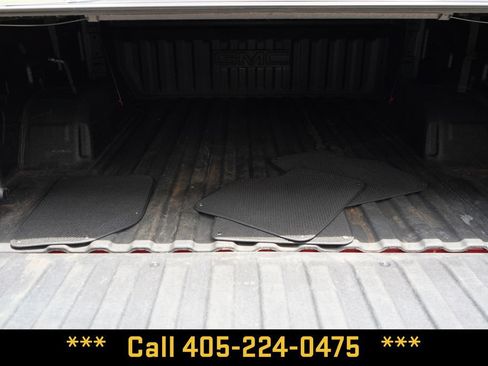 Used 2025 GMC Sierra 1500 AT4 w/ AT4 Premium Package AWD/4WD image 17