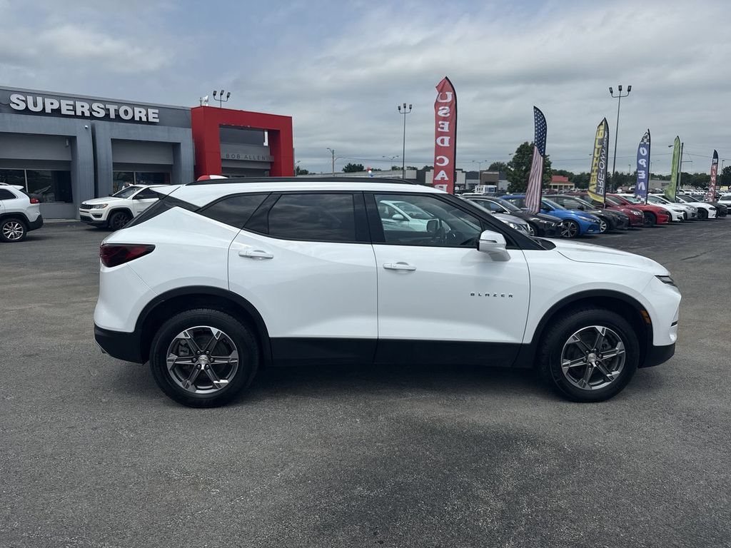 Used 2024 Chevrolet Blazer LT FWD image 14