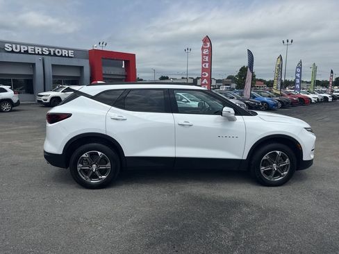 Used 2024 Chevrolet Blazer LT FWD image 14
