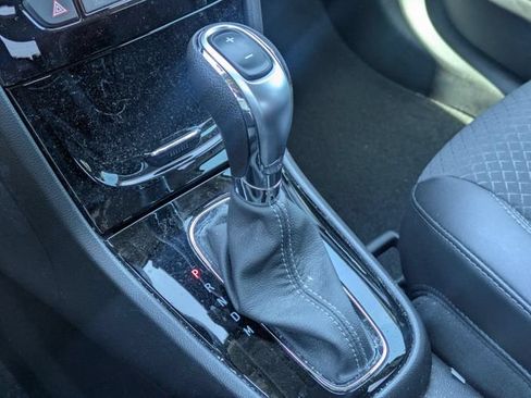 Used 2022 Buick Encore Preferred w/ Safety Package FWD image 25