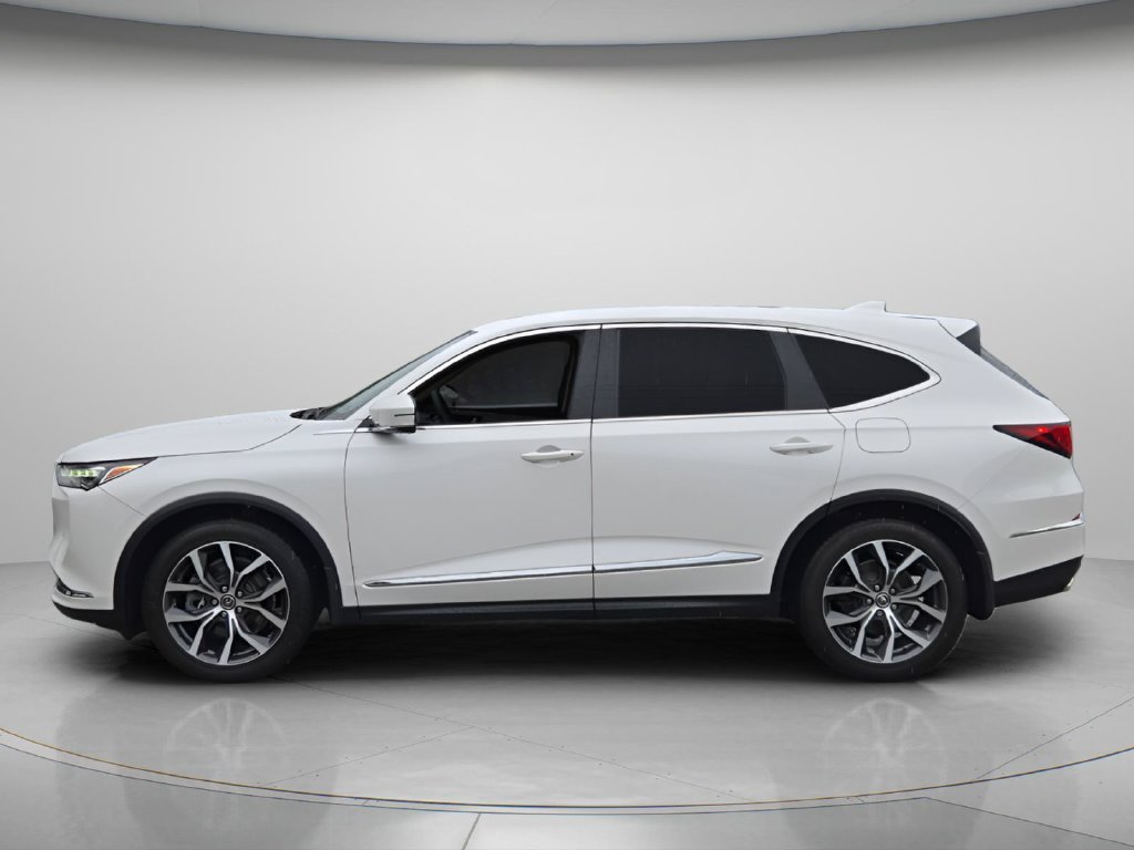 Used 2023 Acura MDX w/ Technology Package FWD image 3