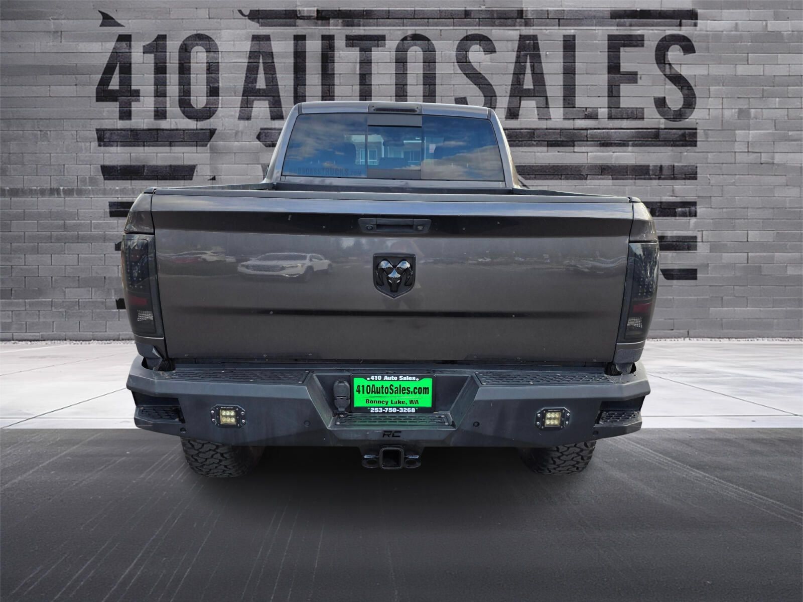 Used 2017 RAM 2500 SLT AWD/4WD image 4