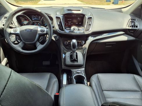 Used 2014 Ford Escape Titanium FWD image 8