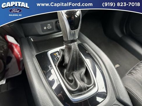 Used 2018 Nissan Rogue S image 24