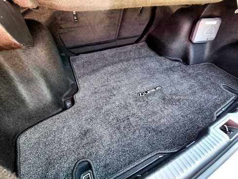 Used 2022 Lexus IS 300 w/ Premium Package image 32