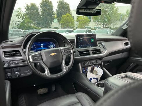 Used 2024 Chevrolet Tahoe LT w/ Luxury Package RWD image 7
