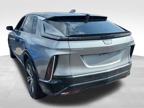 Used 2024 Cadillac Lyriq Luxury image 2