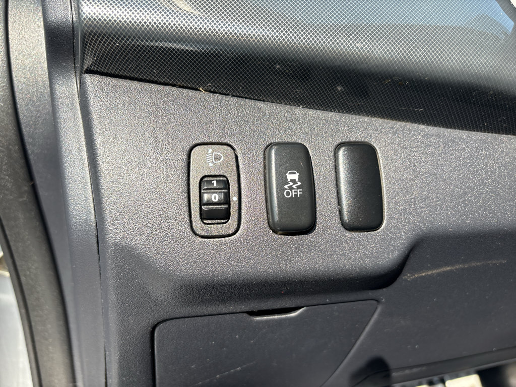 Used 2011 Mitsubishi Lancer Evolution GSR AWD/4WD image 10