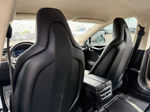 Used 2015 Tesla Model S 70D AWD/4WD image 30