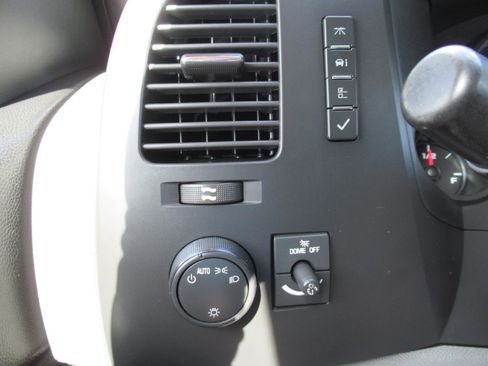 Used 2011 Chevrolet Silverado 1500 LS RWD image 21