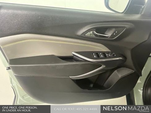 Used 2024 Chevrolet Trax ACTIV w/ Sunroof Package FWD image 16