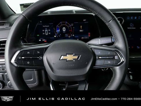 Used 2025 Chevrolet Tahoe LT RWD image 8