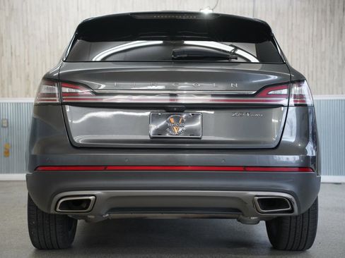 Used 2020 Lincoln Nautilus Reserve image 9