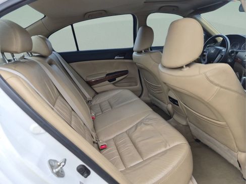 Used 2011 Honda Accord EX-L image 18