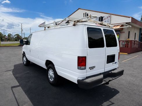 Used 2009 Ford E-350 and Econoline 350 Extended Super Duty RWD image 2