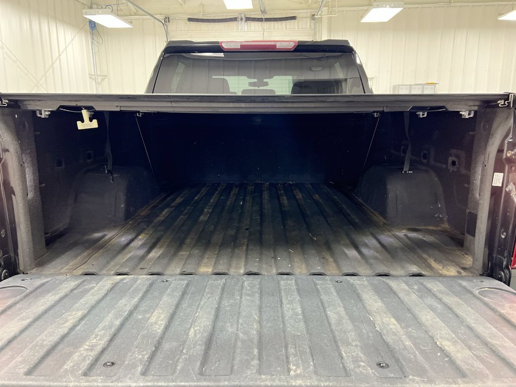 Used 2021 Chevrolet Silverado 1500 RST w/ Z71 Off-Road Package AWD/4WD image 23