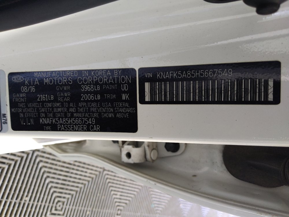 Used 2017 Kia Forte LX FWD image 33